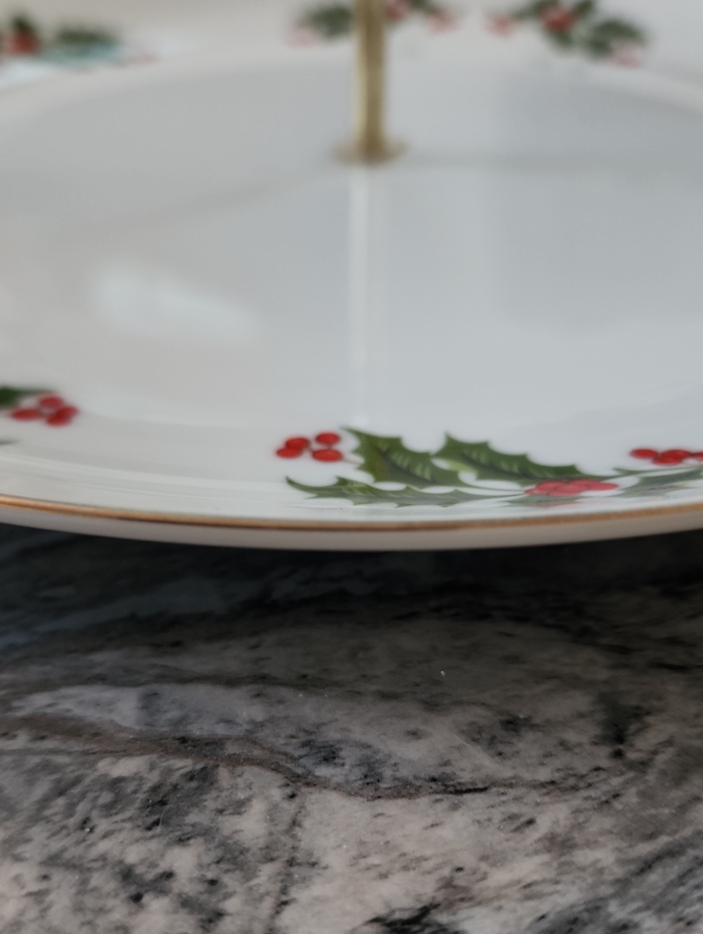 Porcelain Two-Tier Dessert Holiday Server Vintage. Mervyns Brand, 1980s - Picture 5 of 14